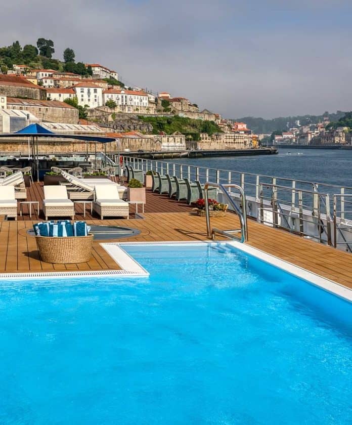 uw_portugal_saogabriel_sundeck_1396 uniworld